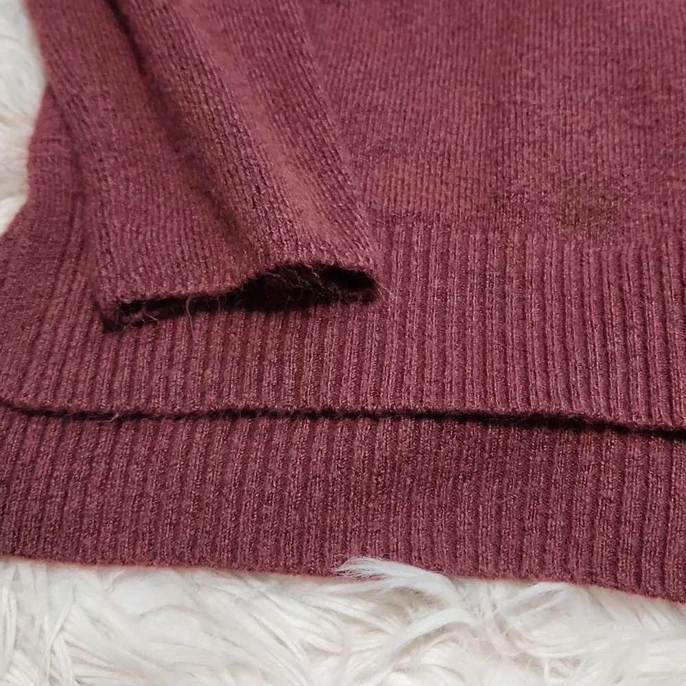 Express Sweater- Small
